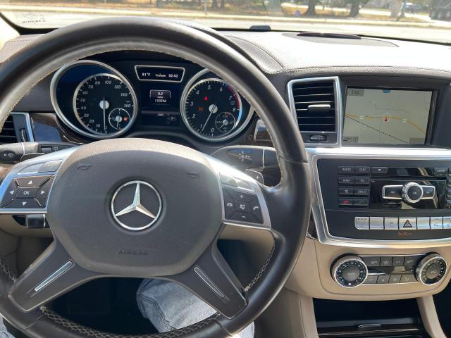 Photo 6 VIN: 4JGDF7CE4DA253866 - MERCEDES-BENZ GL-CLASS 