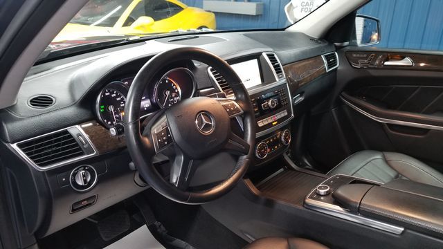 Photo 5 VIN: 4JGDF7CE4EA339082 - MERCEDES-BENZ GL-CLASS 