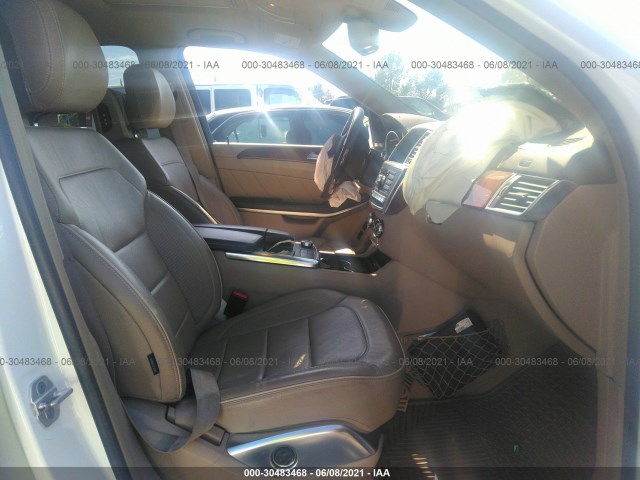 Photo 4 VIN: 4JGDF7CE5DA191006 - MERCEDES-BENZ GL-CLASS 