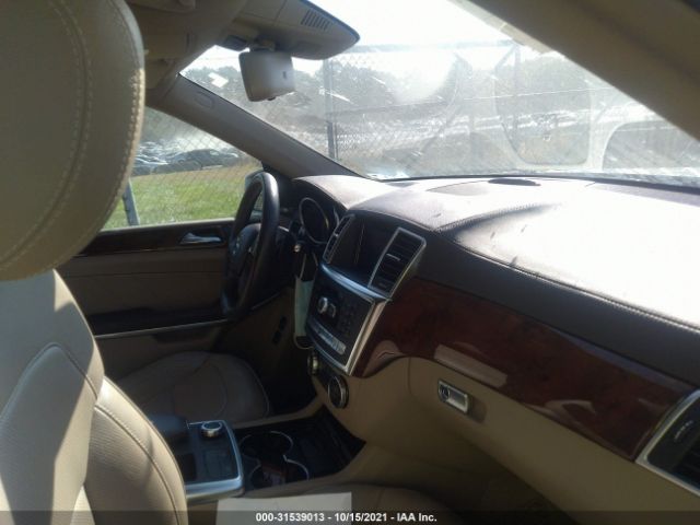 Photo 4 VIN: 4JGDF7CE5DA231679 - MERCEDES-BENZ GL-CLASS 