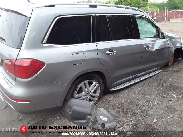 Photo 4 VIN: 4JGDF7CE5EA280723 - MERCEDES-BENZ GL-CLASS 