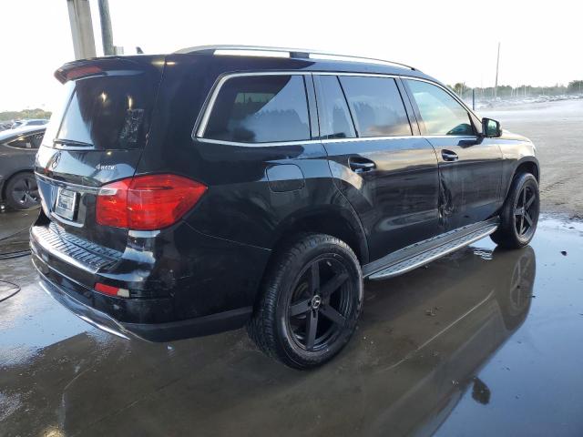 Photo 2 VIN: 4JGDF7CE6DA147340 - MERCEDES-BENZ GL-CLASS 