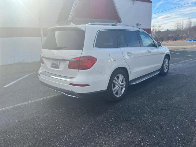 Photo 2 VIN: 4JGDF7CE6DA156135 - MERCEDES-BENZ GL 450 4MA 