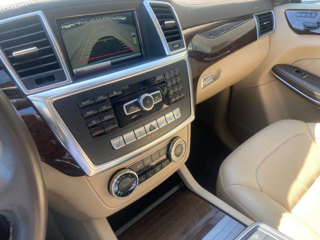 Photo 9 VIN: 4JGDF7CE6DA205480 - MERCEDES-BENZ GL 450 4MA 