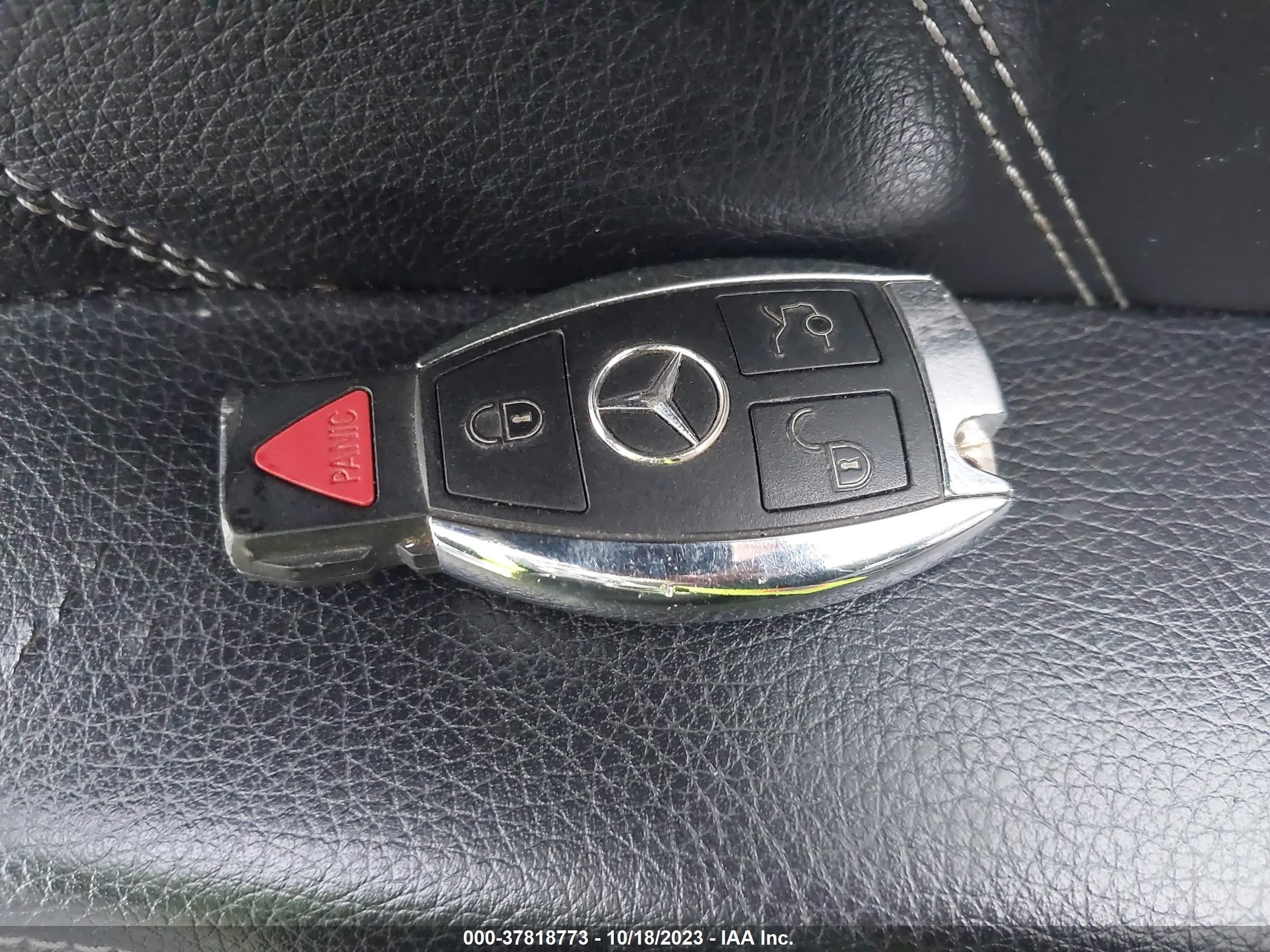 Photo 10 VIN: 4JGDF7CE7EA302950 - MERCEDES-BENZ GL-KLASSE 