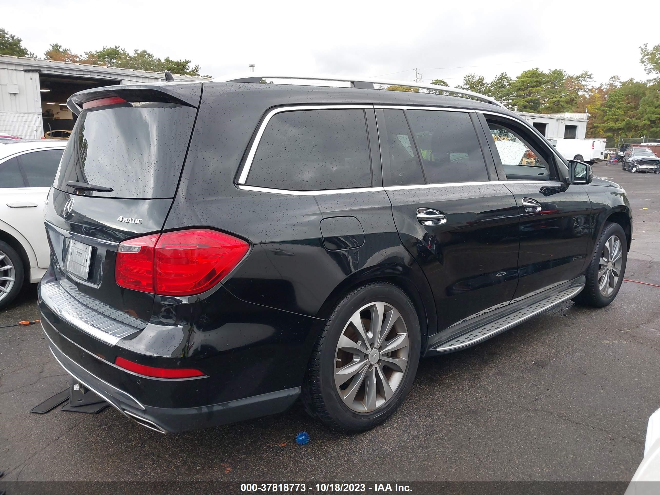 Photo 3 VIN: 4JGDF7CE7EA302950 - MERCEDES-BENZ GL-KLASSE 