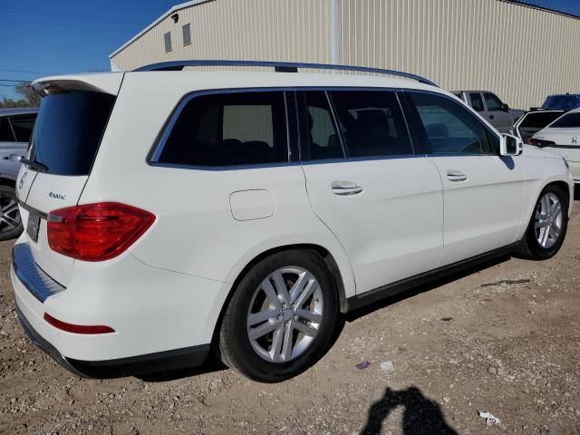 Photo 2 VIN: 4JGDF7CE8DA205660 - MERCEDES-BENZ GL-CLASS 