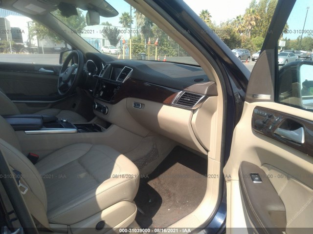 Photo 4 VIN: 4JGDF7CE8EA287388 - MERCEDES-BENZ GL-CLASS 