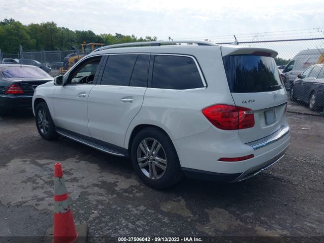 Photo 2 VIN: 4JGDF7CE8EA401888 - MERCEDES-BENZ GL-CLASS 