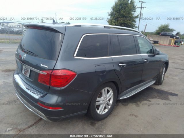 Photo 3 VIN: 4JGDF7CE9DA131729 - MERCEDES-BENZ GL-CLASS 