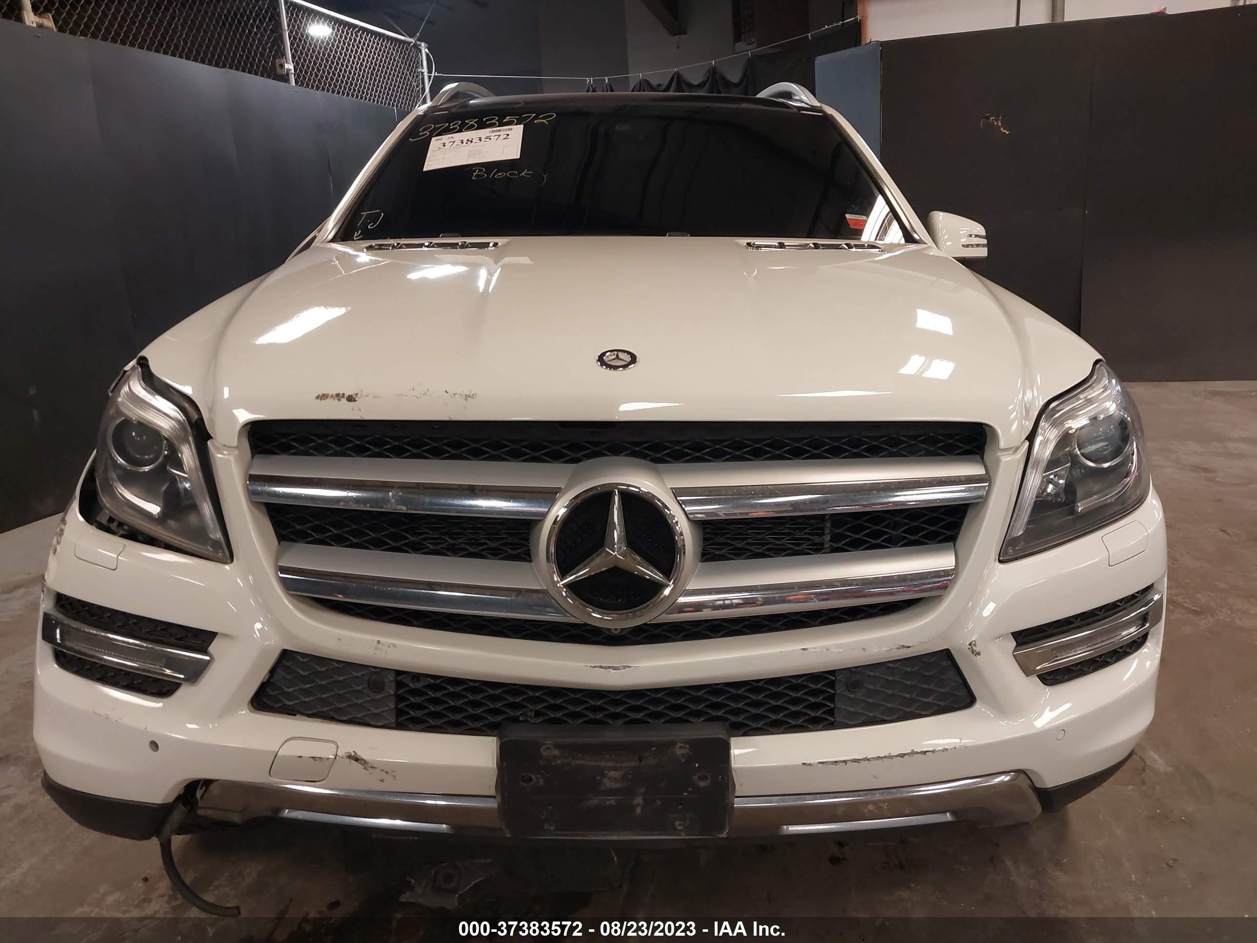 Photo 11 VIN: 4JGDF7CE9DA179554 - MERCEDES-BENZ GL-KLASSE 