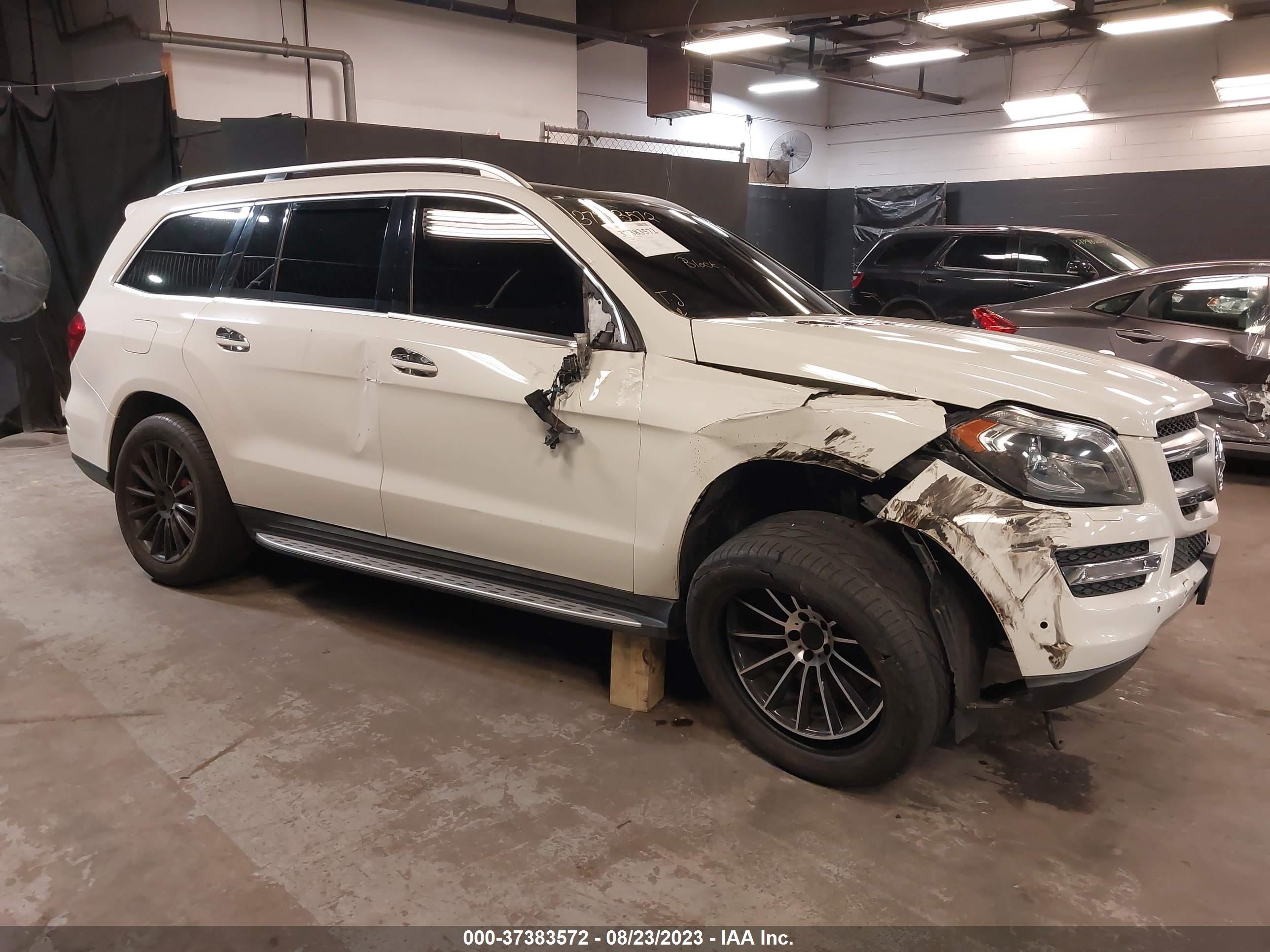 Photo 12 VIN: 4JGDF7CE9DA179554 - MERCEDES-BENZ GL-KLASSE 