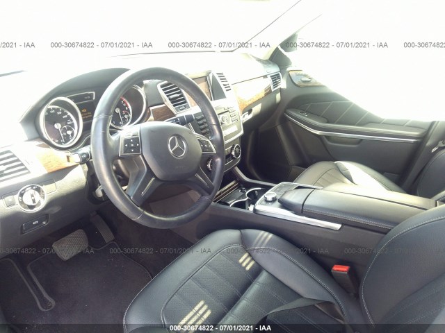 Photo 4 VIN: 4JGDF7CE9DA204713 - MERCEDES-BENZ GL-CLASS 