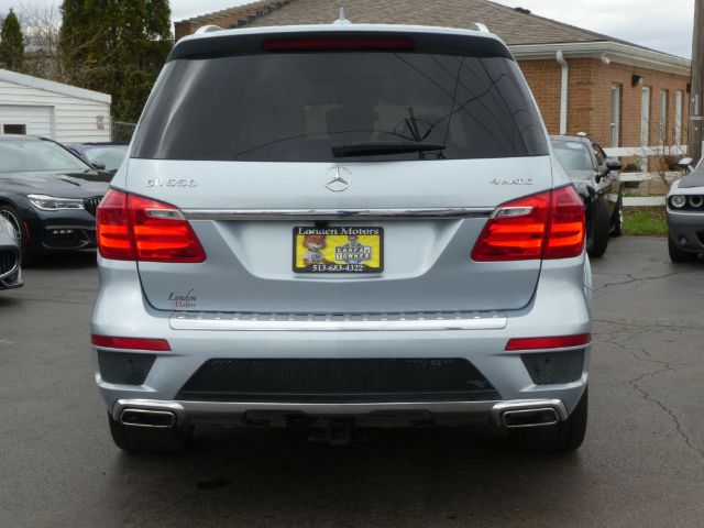 Photo 9 VIN: 4JGDF7DE0FA485365 - MERCEDES-BENZ GL-CLASS 