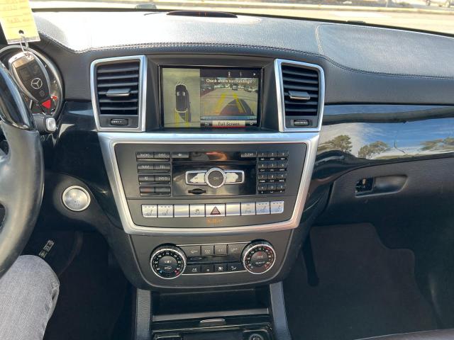 Photo 9 VIN: 4JGDF7DE1EA328961 - MERCEDES-BENZ GL-CLASS 