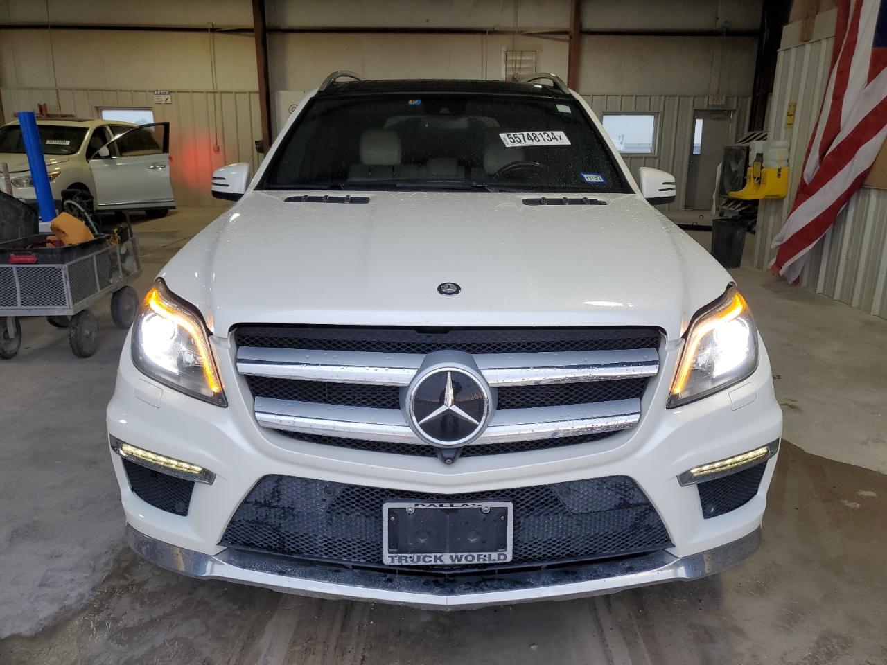 Photo 4 VIN: 4JGDF7DE1FA555665 - MERCEDES-BENZ GL-KLASSE 