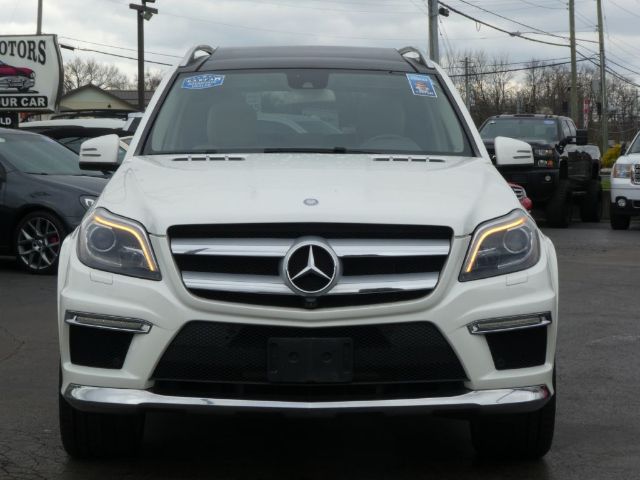 Photo 1 VIN: 4JGDF7DE2EA311716 - MERCEDES-BENZ GL-CLASS 