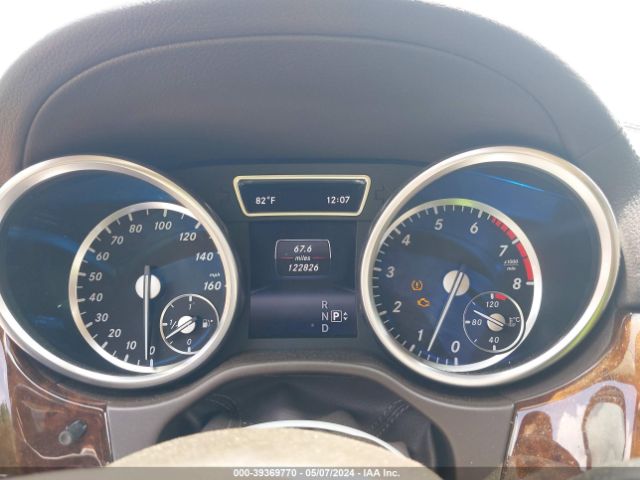 Photo 6 VIN: 4JGDF7DE4EA359024 - MERCEDES-BENZ GL 550 