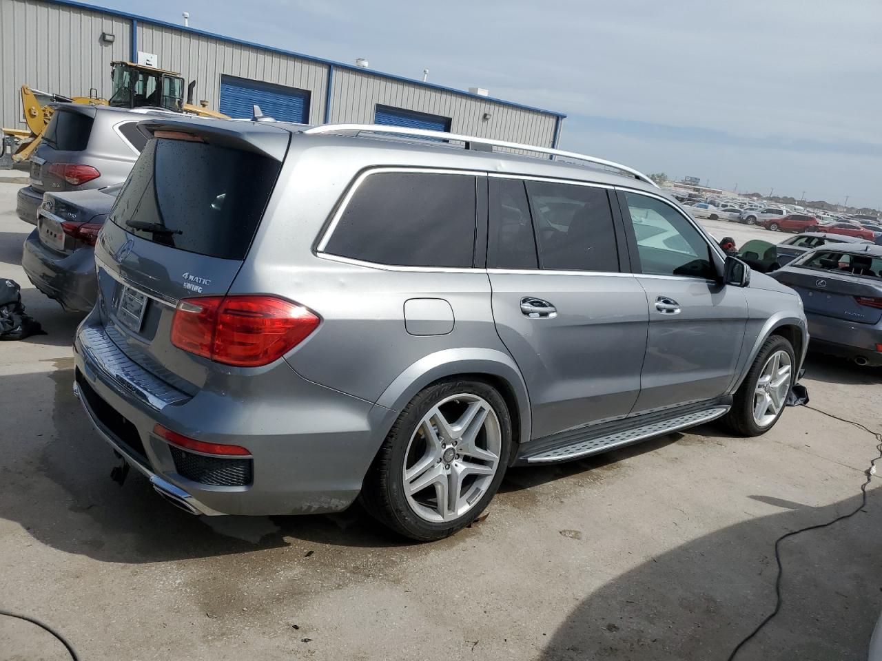 Photo 2 VIN: 4JGDF7DE4FA554025 - MERCEDES-BENZ GL-KLASSE 