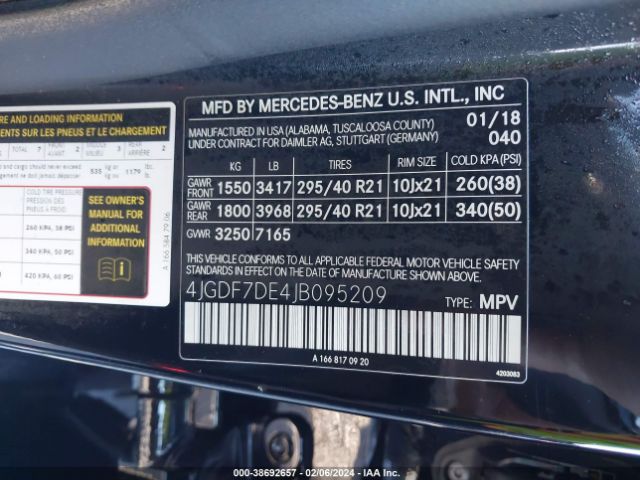 Photo 8 VIN: 4JGDF7DE4JB095209 - MERCEDES-BENZ GLS 550 