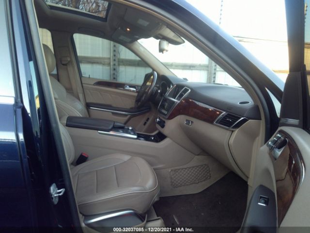 Photo 4 VIN: 4JGDF7DE5EA324234 - MERCEDES-BENZ GL-CLASS 