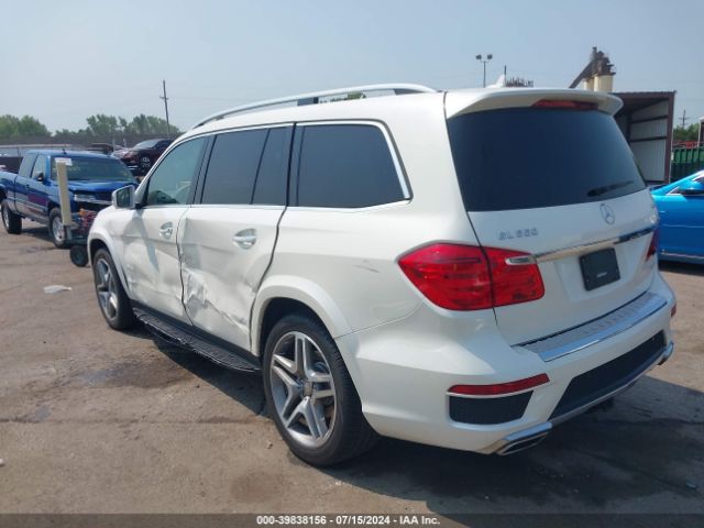 Photo 2 VIN: 4JGDF7DE8GA703621 - MERCEDES-BENZ GL 550 