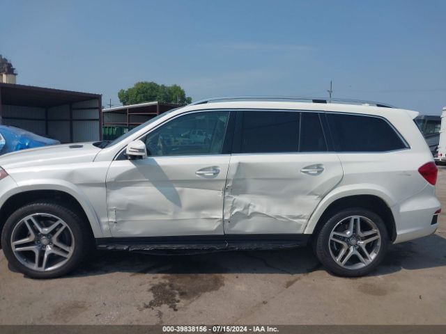 Photo 5 VIN: 4JGDF7DE8GA703621 - MERCEDES-BENZ GL 550 