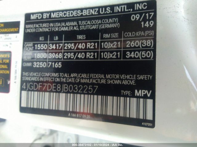 Photo 8 VIN: 4JGDF7DE8JB032257 - MERCEDES-BENZ GLS 550 