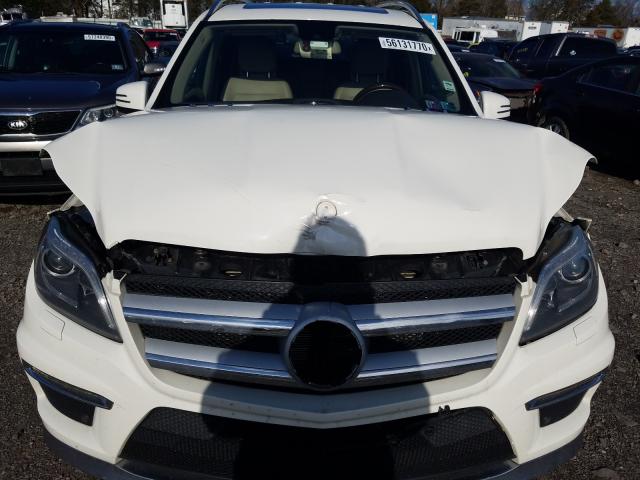 Photo 8 VIN: 4JGDF7DE9DA116629 - MERCEDES-BENZ GL 550 4MA 