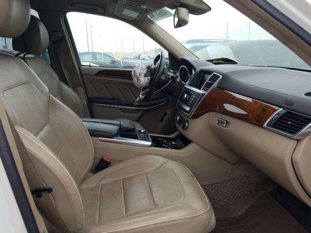 Photo 4 VIN: 4JGDF7DE9DA120910 - MERCEDES-BENZ GL 550 4MA 