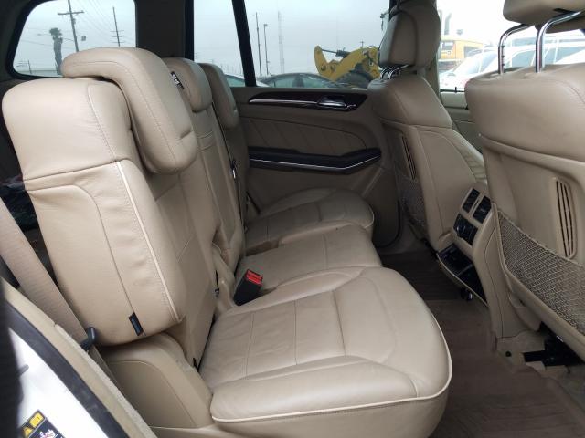 Photo 5 VIN: 4JGDF7DE9DA120910 - MERCEDES-BENZ GL 550 4MA 