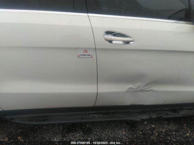 Photo 5 VIN: 4JGDF7DE9EA317254 - MERCEDES-BENZ GL 550 