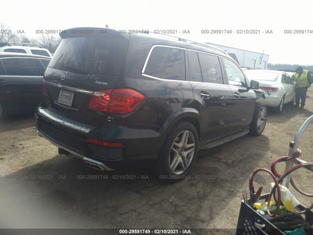 Photo 3 VIN: 4JGDF7DE9EA383271 - MERCEDES-BENZ GL-CLASS 