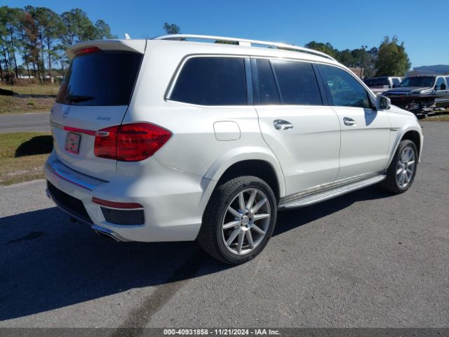 Photo 3 VIN: 4JGDF7DE9FA547846 - MERCEDES-BENZ GL-CLASS 