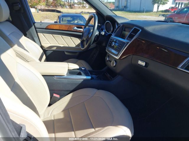 Photo 4 VIN: 4JGDF7DE9FA547846 - MERCEDES-BENZ GL-CLASS 