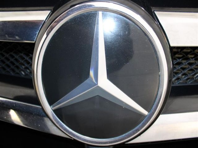 Photo 4 VIN: 4JGDF7EE6FA519209 - MERCEDES-BENZ GL-CLASS 