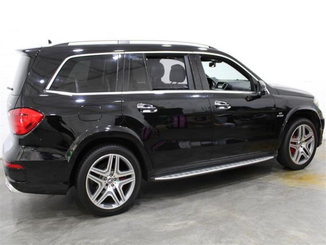 Photo 4 VIN: 4JGDF7EE6FA519209 - MERCEDES-BENZ GL-CLASS 