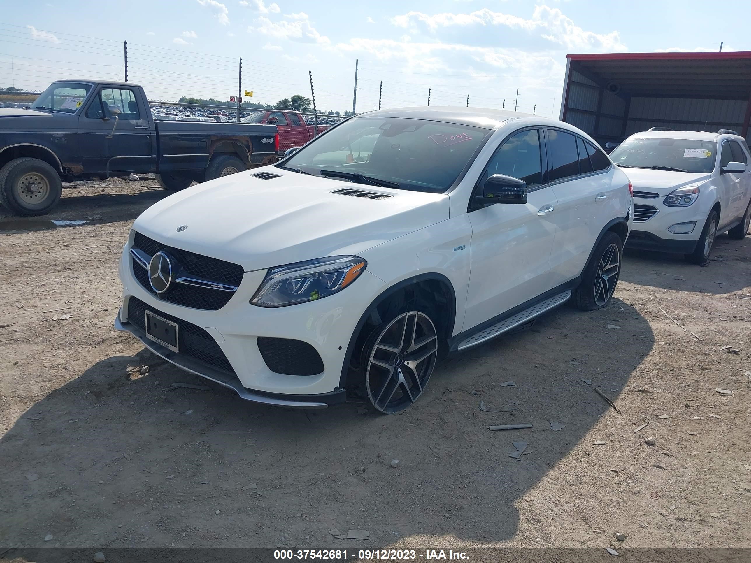 Photo 1 VIN: 4JGED6EB2JA104097 - MERCEDES-BENZ GLE 