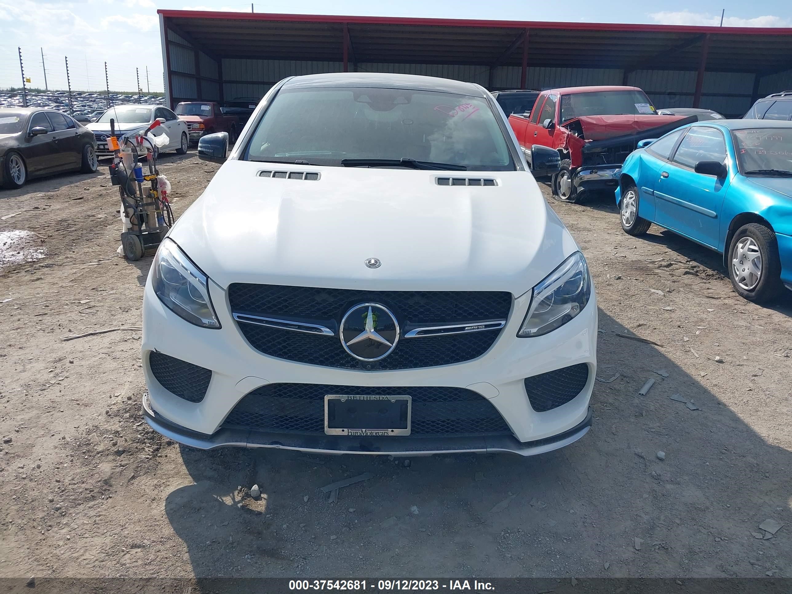 Photo 11 VIN: 4JGED6EB2JA104097 - MERCEDES-BENZ GLE 