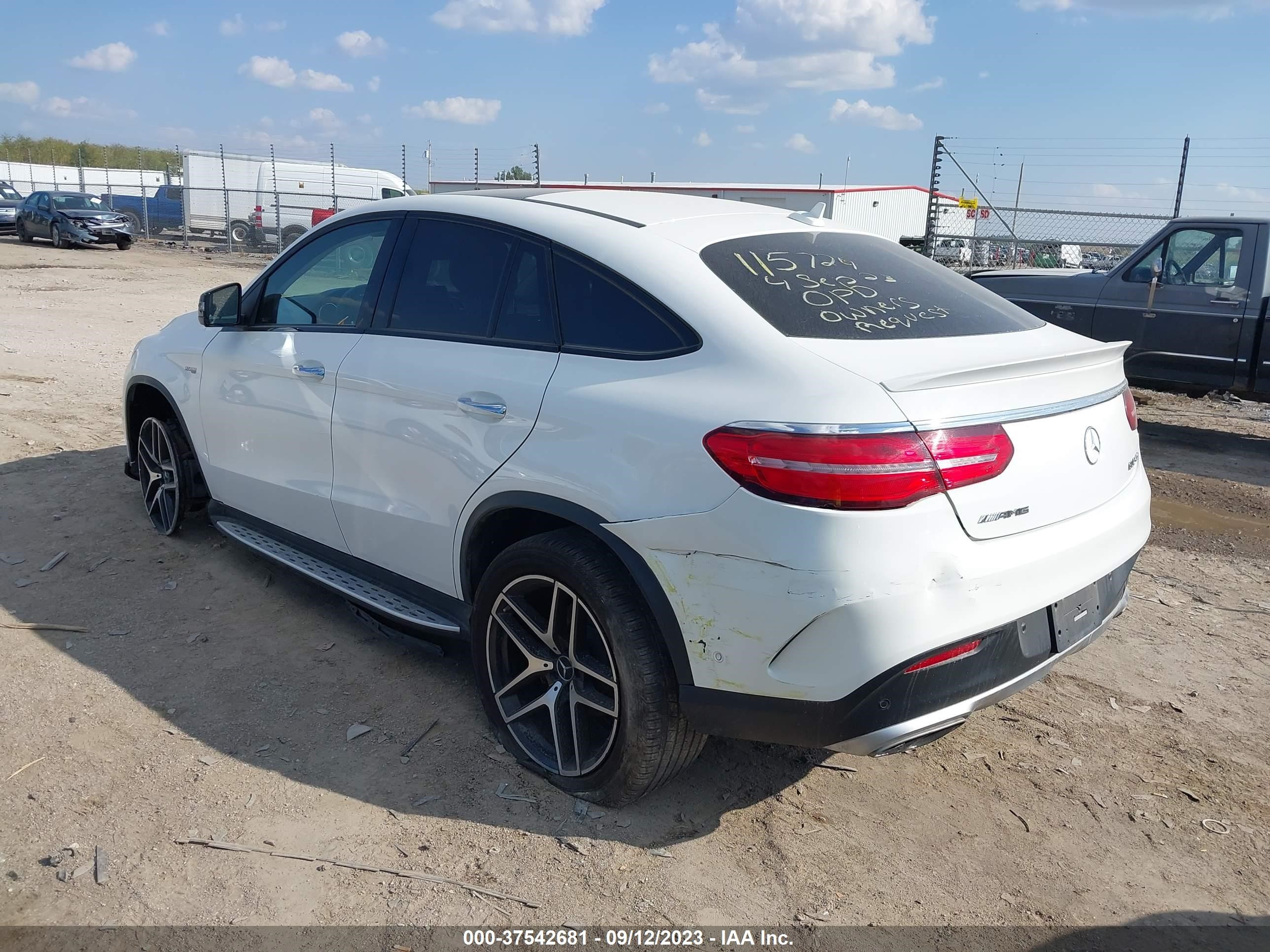 Photo 2 VIN: 4JGED6EB2JA104097 - MERCEDES-BENZ GLE 