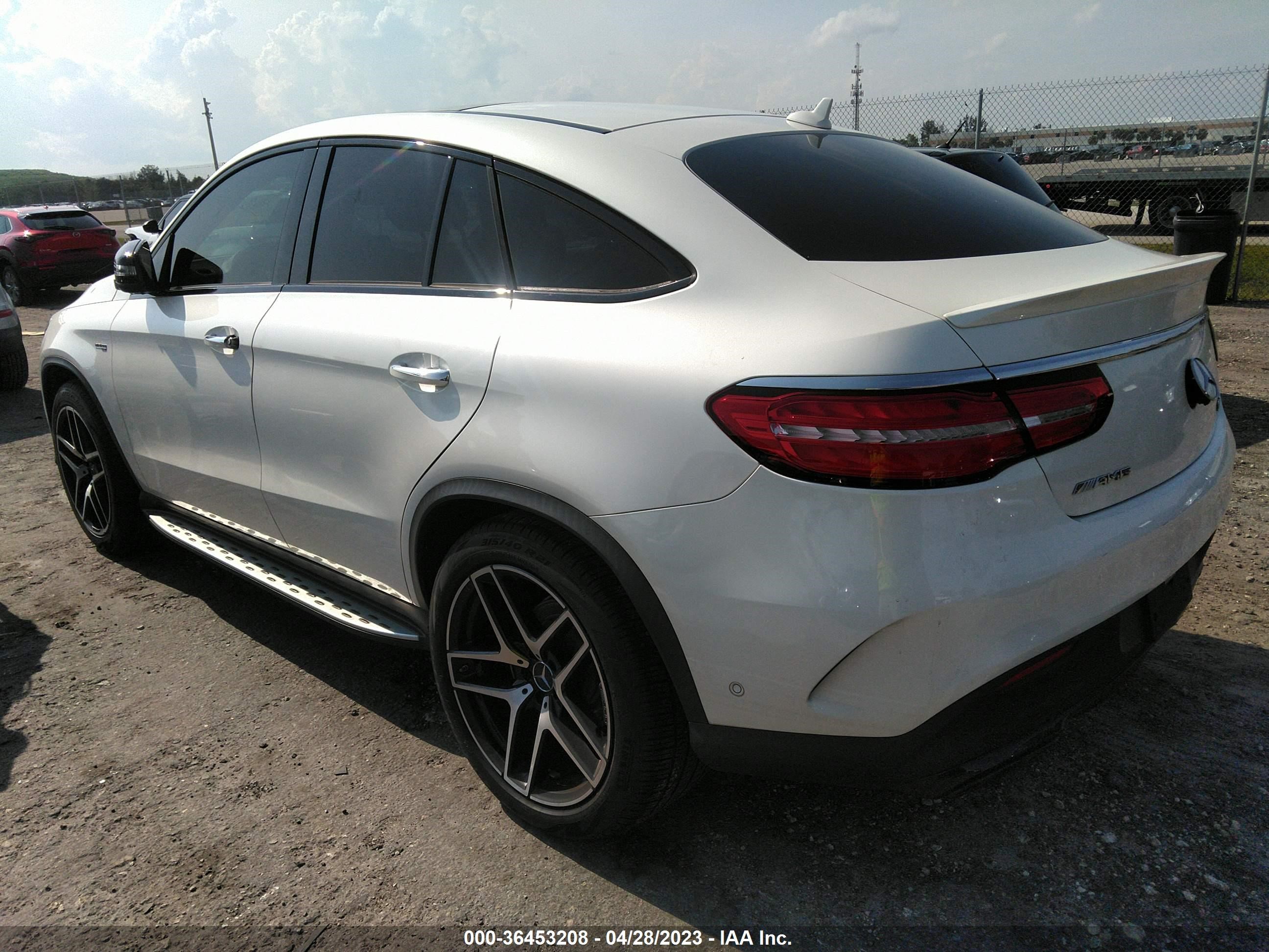 Photo 2 VIN: 4JGED6EB5KA151657 - MERCEDES-BENZ GLE 