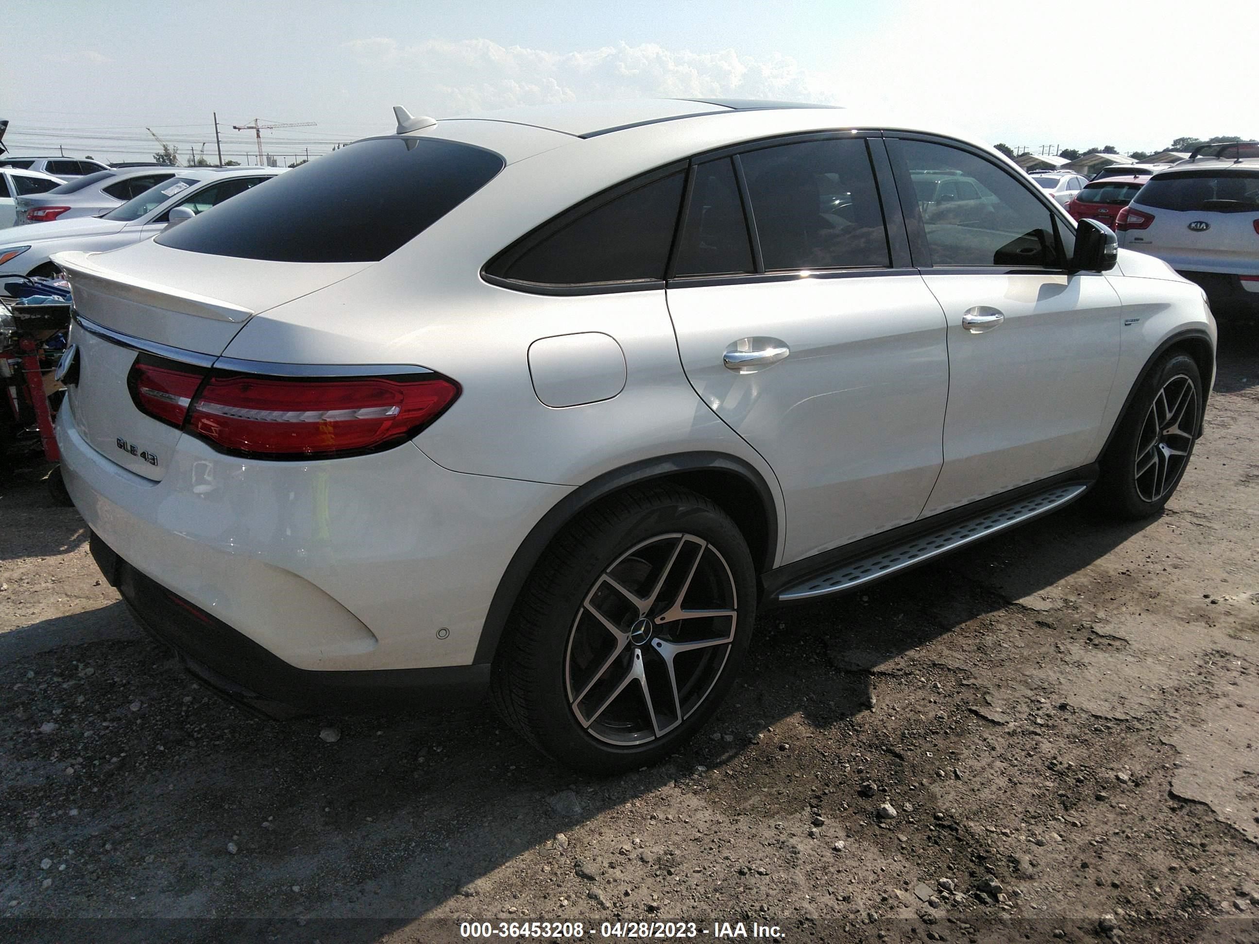 Photo 3 VIN: 4JGED6EB5KA151657 - MERCEDES-BENZ GLE 