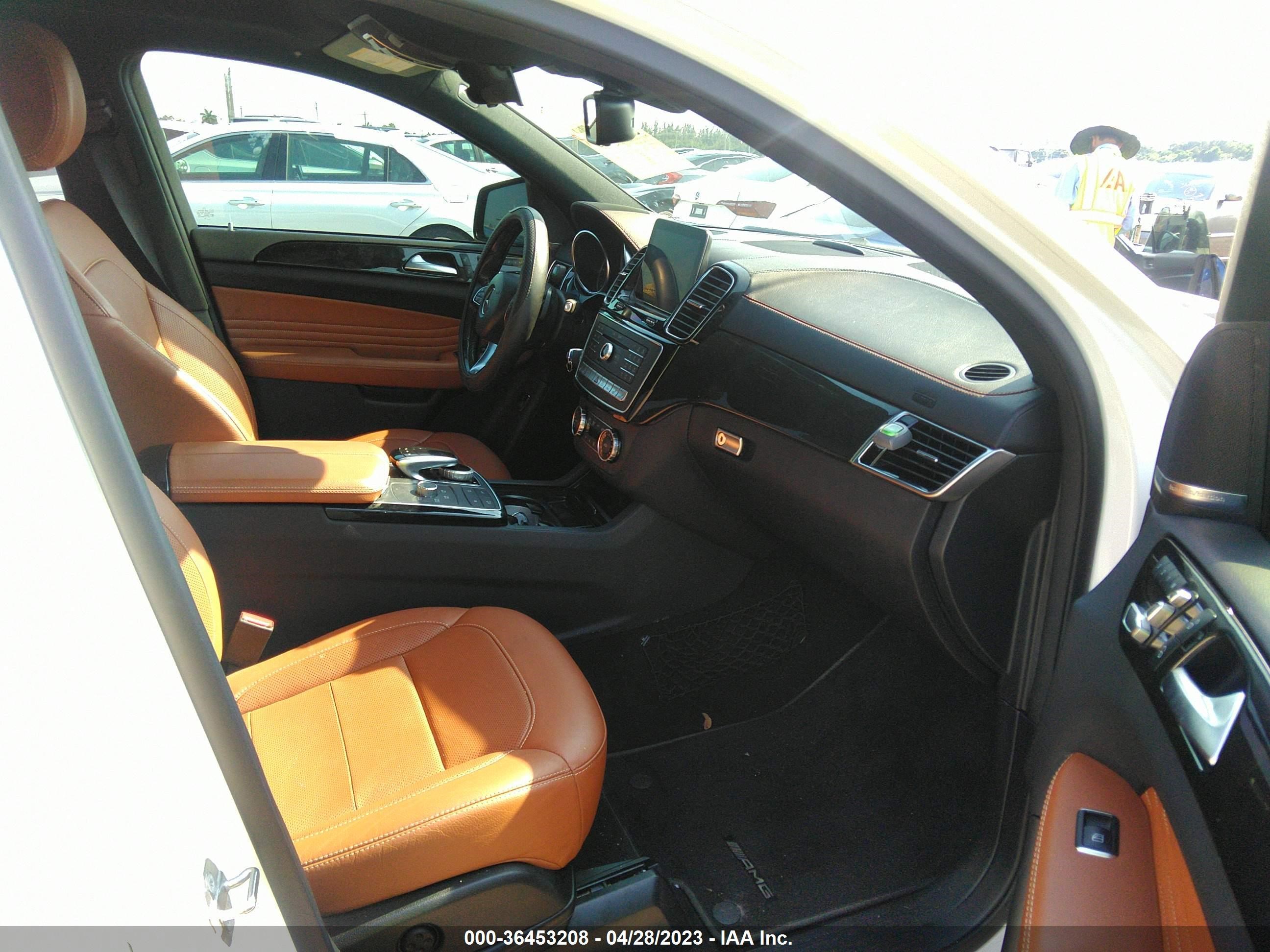 Photo 4 VIN: 4JGED6EB5KA151657 - MERCEDES-BENZ GLE 