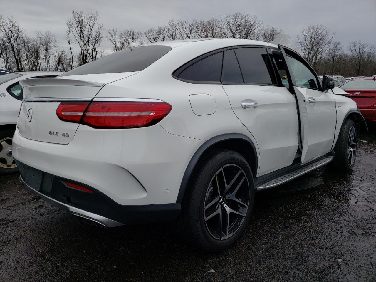 Photo 2 VIN: 4JGED6EB6HA052208 - MERCEDES-BENZ GLE 