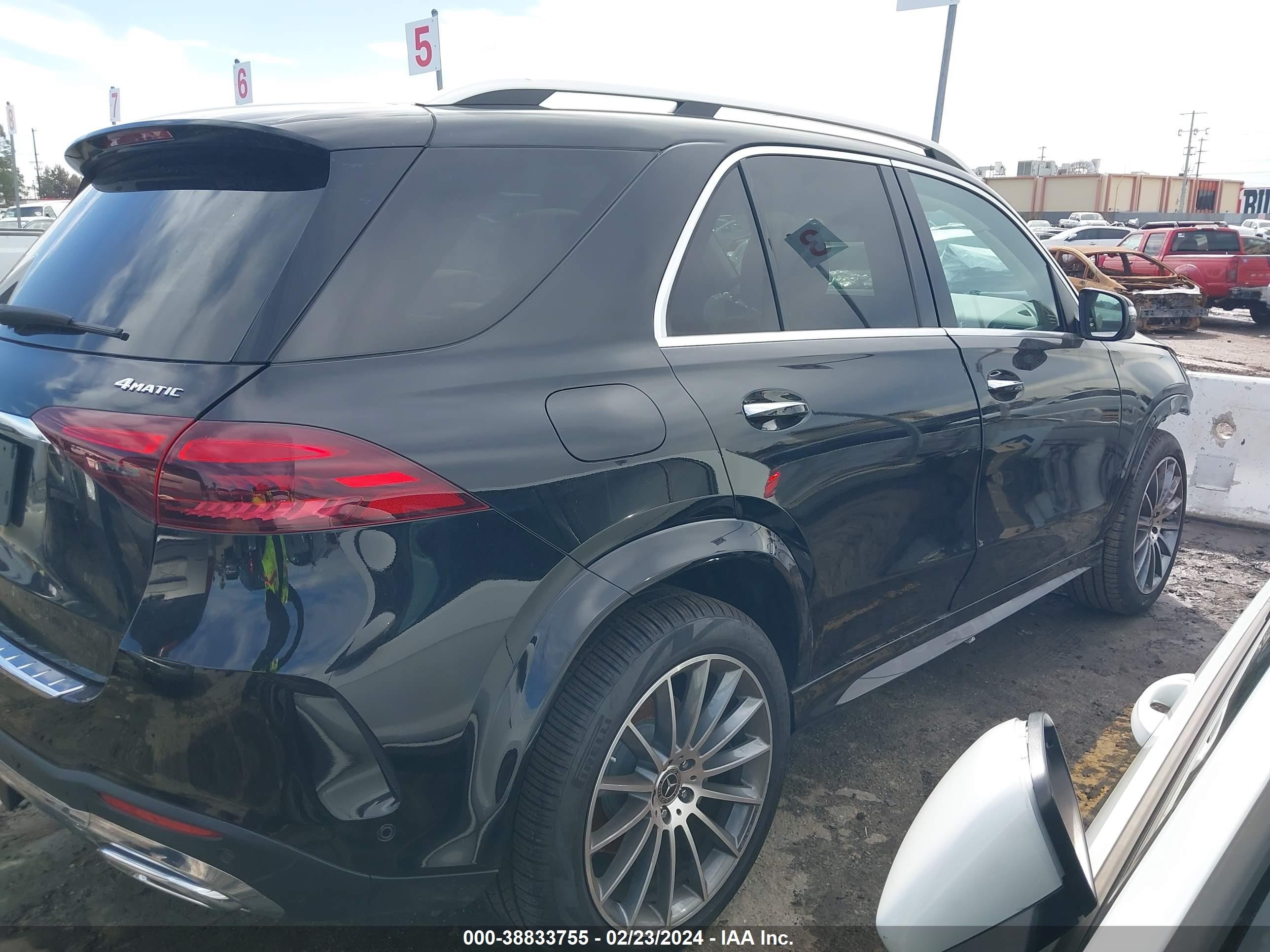 Photo 13 VIN: 4JGFB4FB0RA981535 - MERCEDES-BENZ GLE 