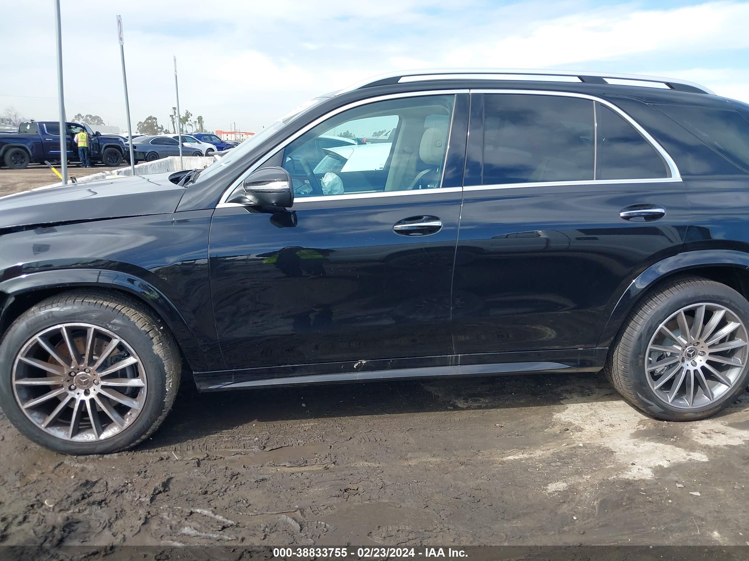 Photo 14 VIN: 4JGFB4FB0RA981535 - MERCEDES-BENZ GLE 