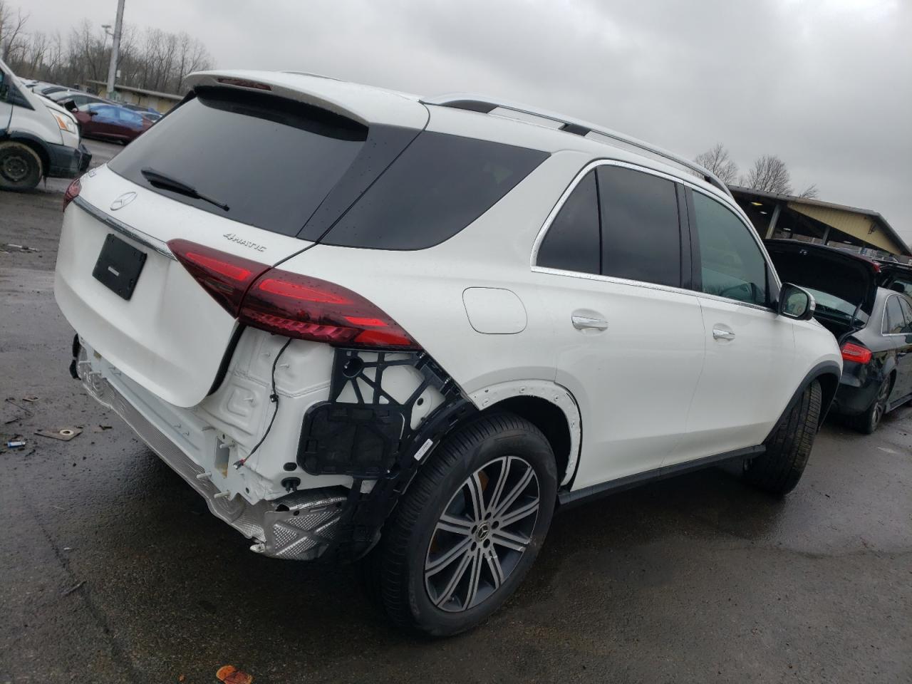 Photo 2 VIN: 4JGFB4FB9RB070291 - MERCEDES-BENZ GLE 