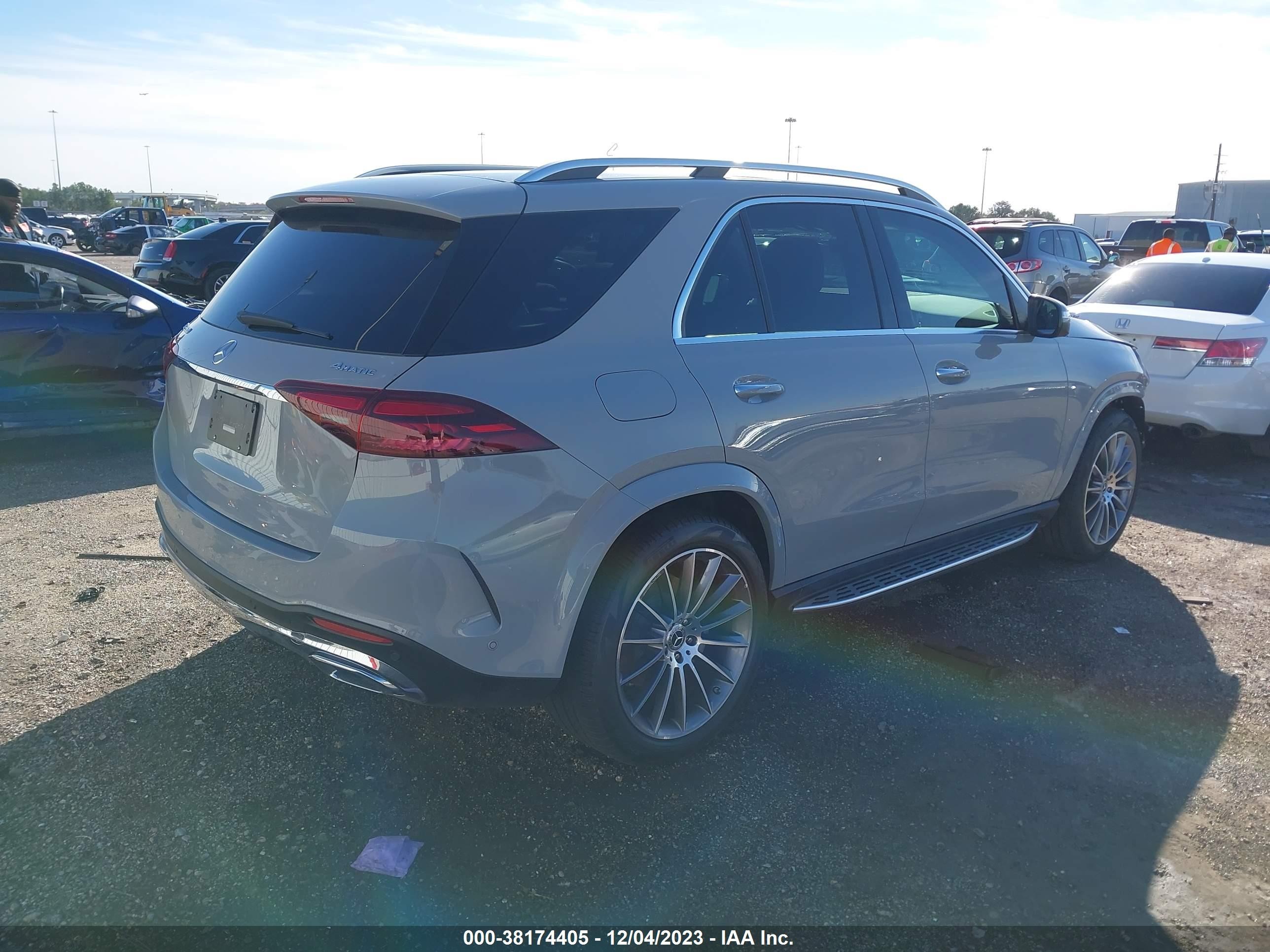 Photo 3 VIN: 4JGFB4FBXRB093529 - MERCEDES-BENZ GLE 