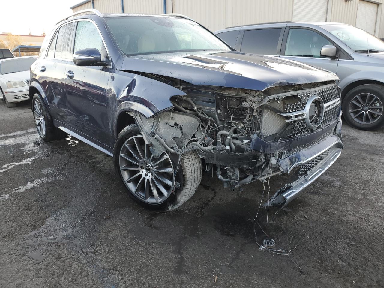 Photo 3 VIN: 4JGFB4GB4RB034684 - MERCEDES-BENZ GLE 