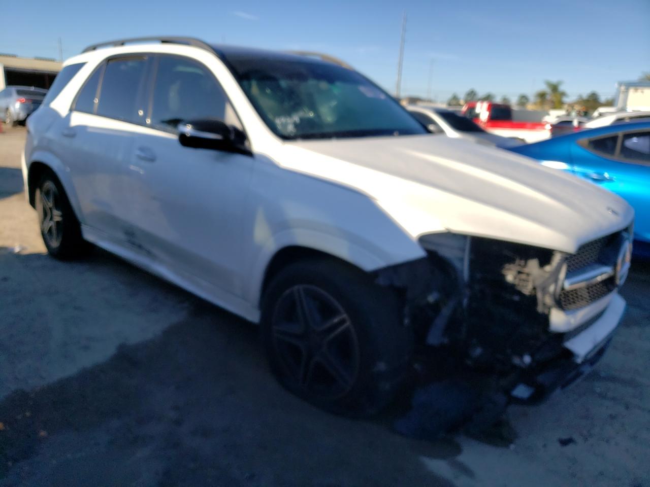 Photo 3 VIN: 4JGFB4JB5LA216092 - MERCEDES-BENZ GLE 